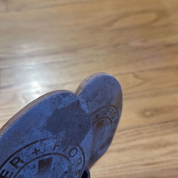 Fiorentini + Baker EU 38 or US 7.5 gladiator sandals cognac leather silver studs - Picture 6 of 6